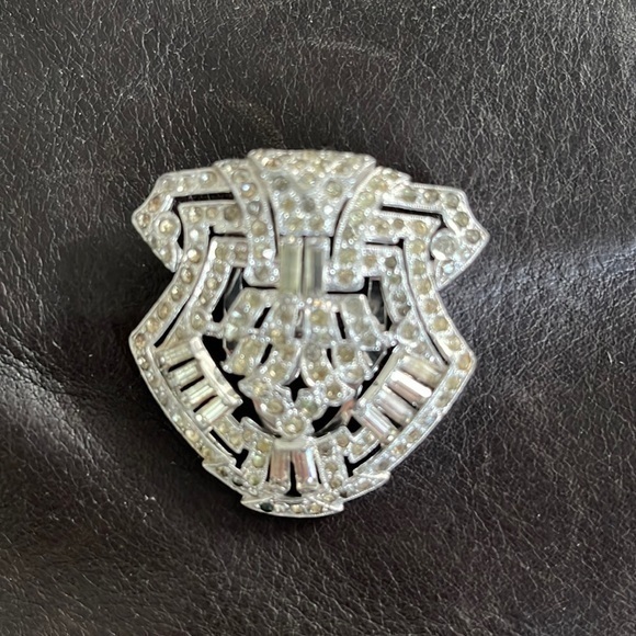 Art Deco Style Rhinestones‎ Vintage Dress Clip - Picture 1 of 7